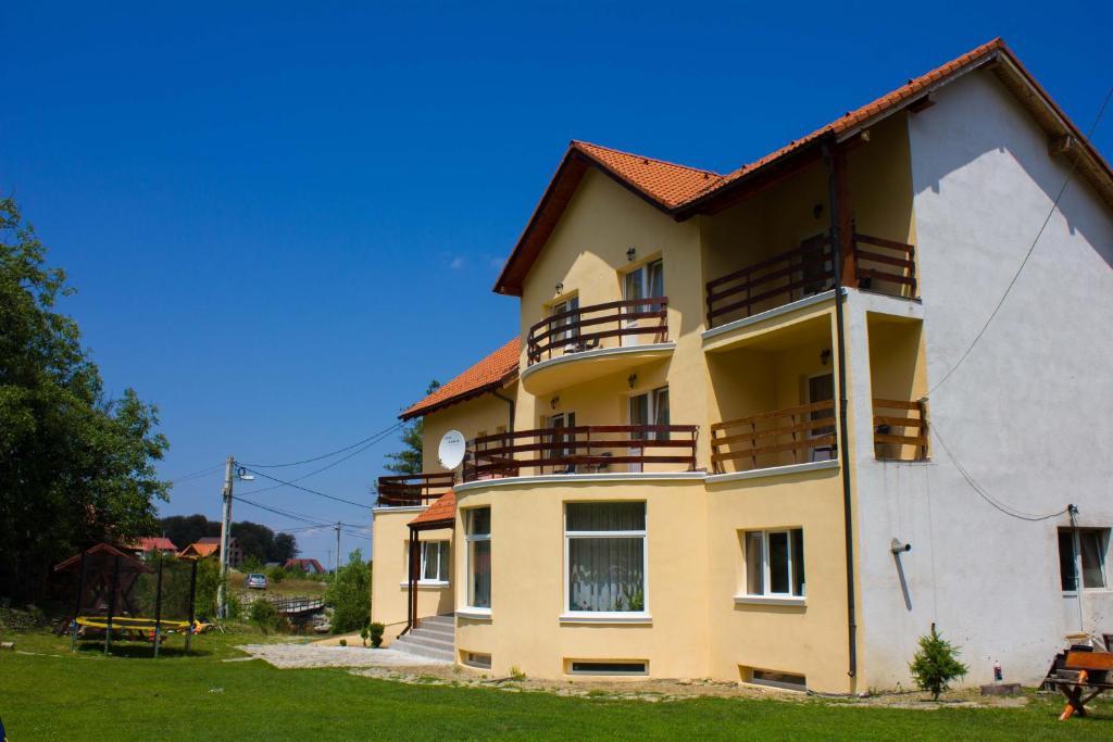 Pension Belmonte Sîmbăta de Sus Exteriör bild